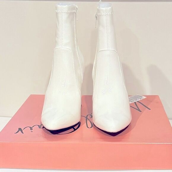 Wild Pair Womens Becci White Patent Zipper Pointed Toe Booties Shoes white 5M - Picture 7 of 9